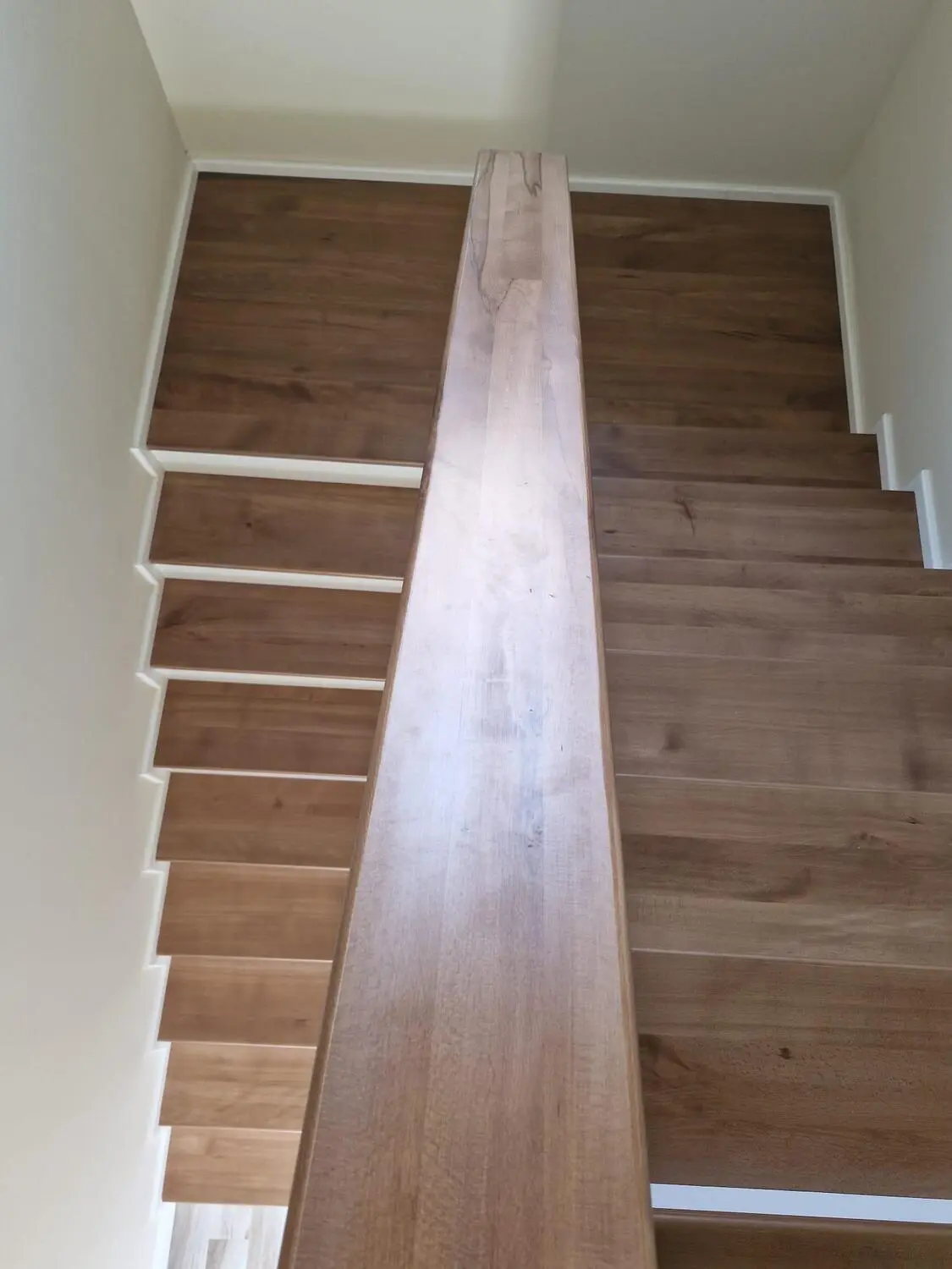 Exemple proiecte Scari lemn masiv Cluj